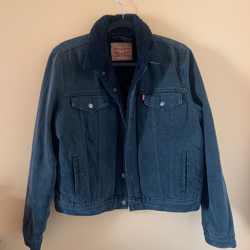 Levi’s Jacket 🌨